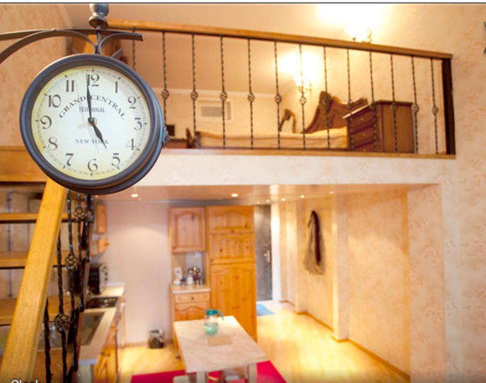 Evrika Apartments On Rustaveli Avenue Tbilisi ห้อง รูปภาพ