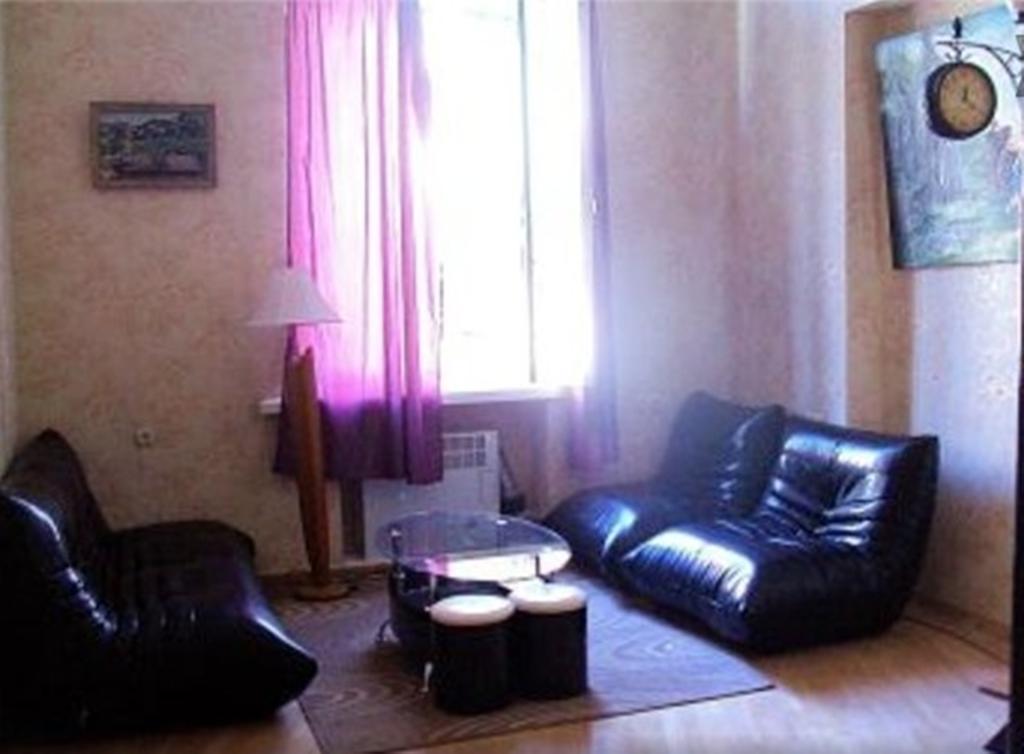 Evrika Apartments On Rustaveli Avenue Tbilisi ภายนอก รูปภาพ